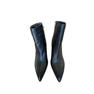Marc Fisher Black Leather Ankle Boot/Bootie 9 Kitten Heel